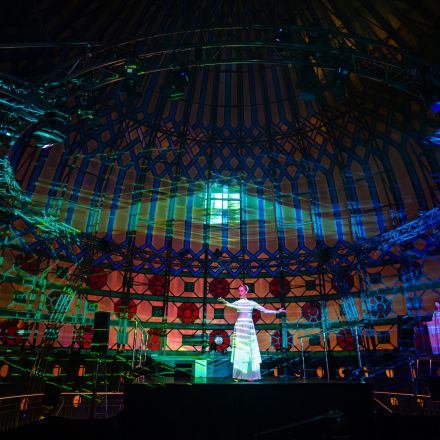 VISION - Flamenco meets India I Yenidze Theater Produktion I Foto: Frank Bienewald